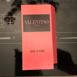 Valentino Donna Born in Roma - Bright Pink Box with Black Panel